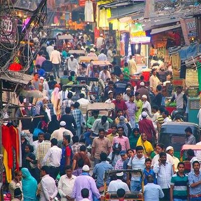crowd in Delhi in the Chandni Chowk market